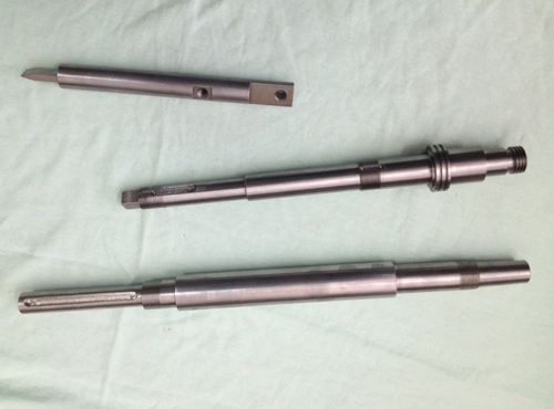 材質(zhì)：S45C-H 外圓...